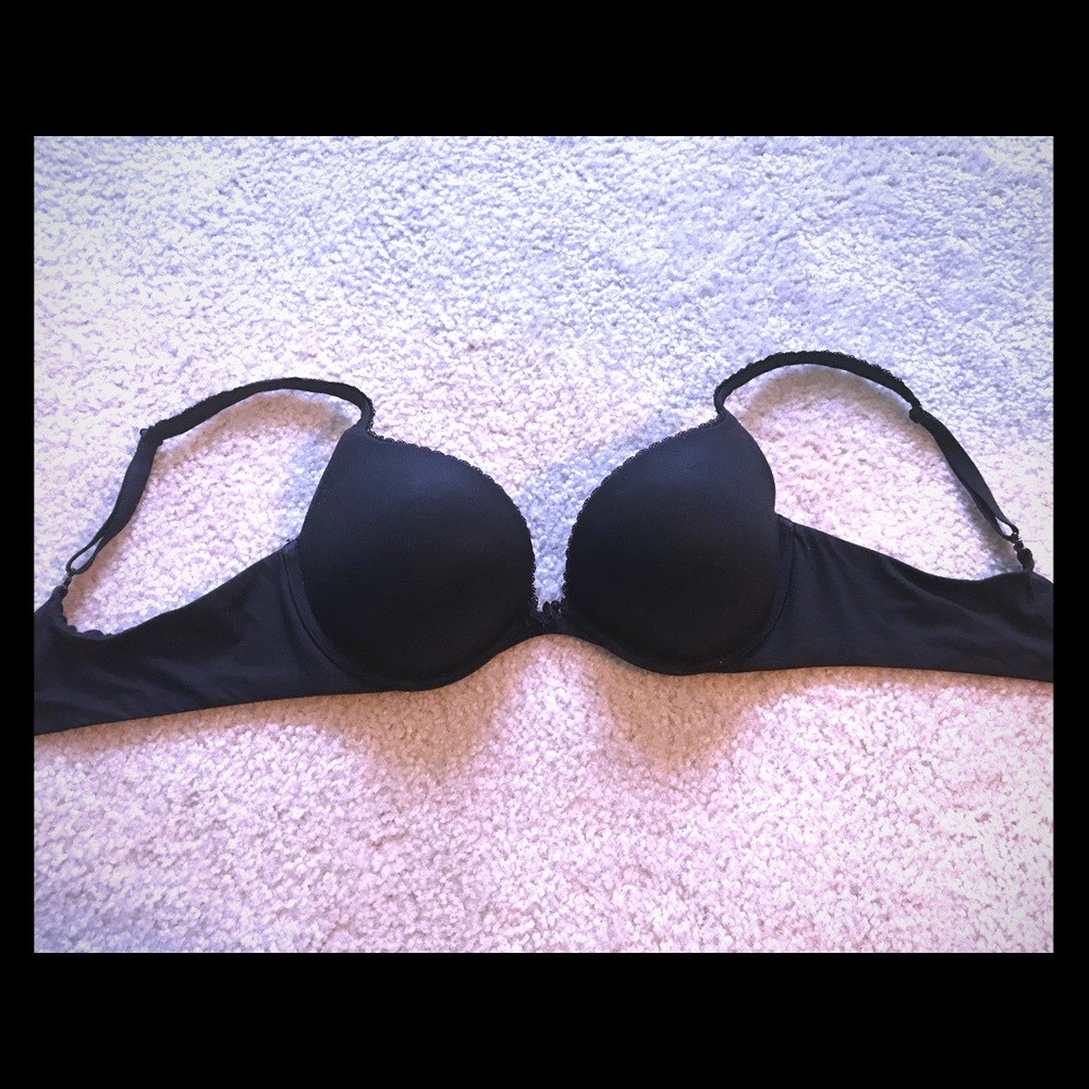Victoria’s Secret 34B Body By Victoria Bra
